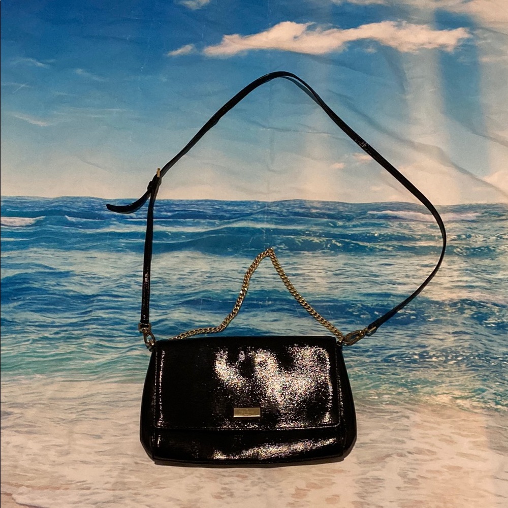 100% cow leather Kate Spade Black Glossy Shoulder Bag with Sleek Design